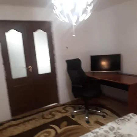 Будинок відпочинку Tobyta Nu Primesc Santieristi Si Petrecareti *