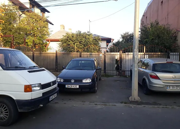 Tobyta Nu Primesc Santieristi Si Petrecareti * بوخارست